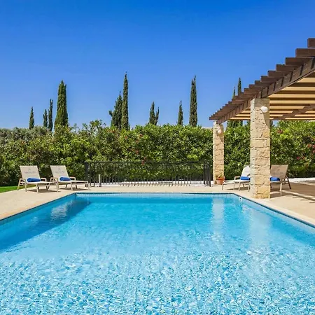 Aphrodite Hills Superior 65 Вилла *